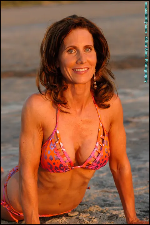 Sharon E: Busty Redhead MILF Flaunts Her Muscular Body in a Bikini Outdoors – photo 6 of 15
