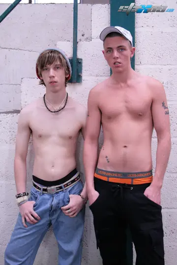Two Twinks Kiss, Suck and Fuck Hard on the Stairs