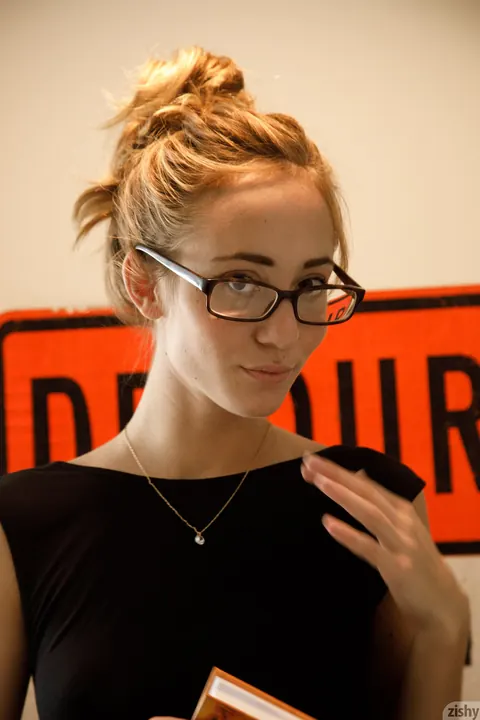 Dallas Mills: Amateur in Glasses Flashes Her Panties and Spreads – photo 2 of 11