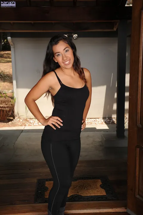Luzbel Bugatti: Latina in Lingerie and Yoga Pants Spreads for Anal – photo 3 of 21