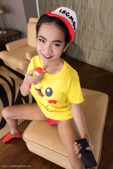 Petite Thai Trans Woman Reveals Cock and Spreads Her Ass – photo 1 of 18