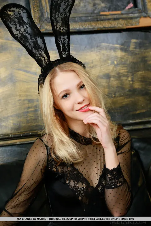 Mia Chance: Tall European Blonde Opens Her Legs to Show Her Shaved Pussy – photo 3 of 18