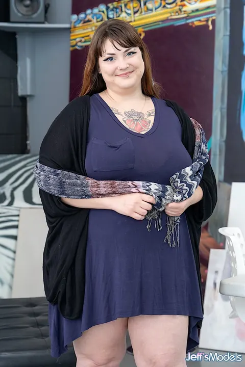 Chelsea Dagger: Busty Brunette BBW Strips Out of Her Lingerie and Spreads – photo 1 of 16