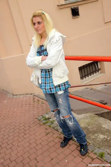 Kiki B – Tall Asian Blonde in Jeans Sucks Cock and Takes Cum in Her Mouth