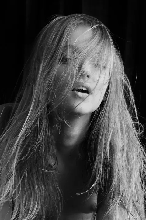 Anastasia Savina: Skinny Blonde Strips and Shows Her Small Natural Tits – photo 19 of 20