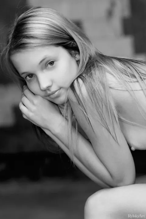 Anastasia Savina: Skinny Blonde Strips and Shows Her Small Natural Tits – photo 14 of 20