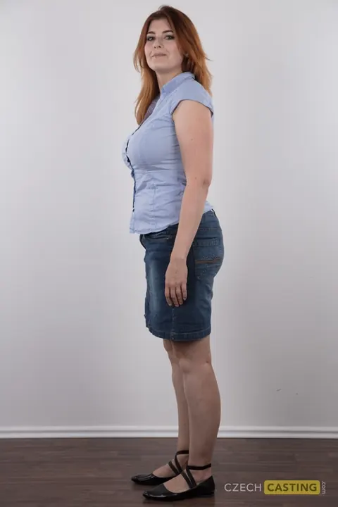 Czech Redhead MILF Poses Clothed Then Nude – photo 4 of 20