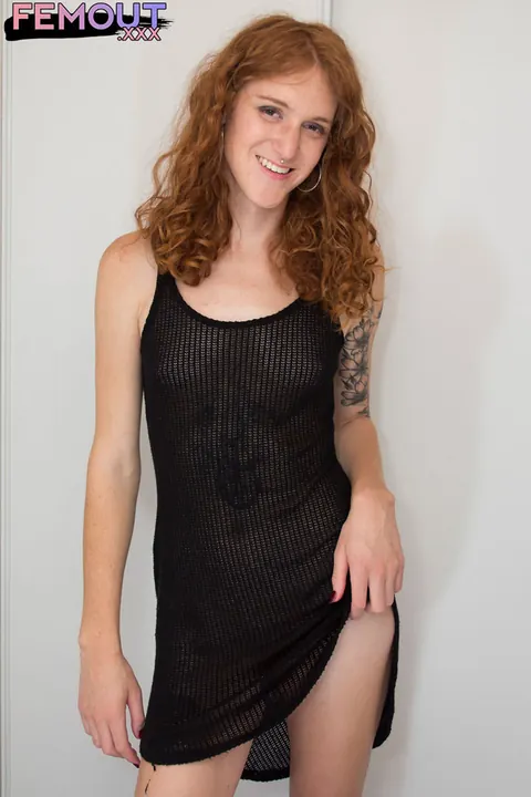 Redhead Trans Woman Strips and Poses Nude – photo 2 of 15