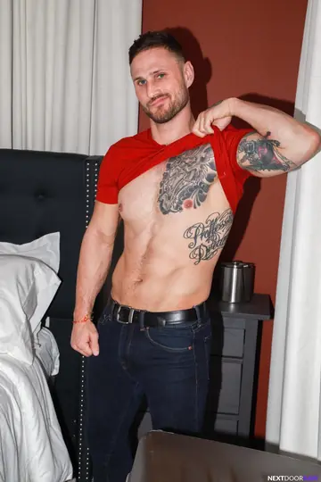 Two Athletic Tattooed Men Kiss and Fuck