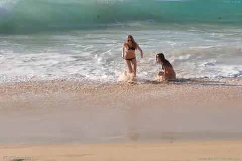 Faye Reagan: Two Thick Women in Bikinis and Glasses Strip Nude on the Beach – photo 6 of 20