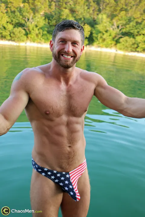 Hairy Brunette Bodybuilder Strips and Poses Nude Outdoors – photo 18 of 20