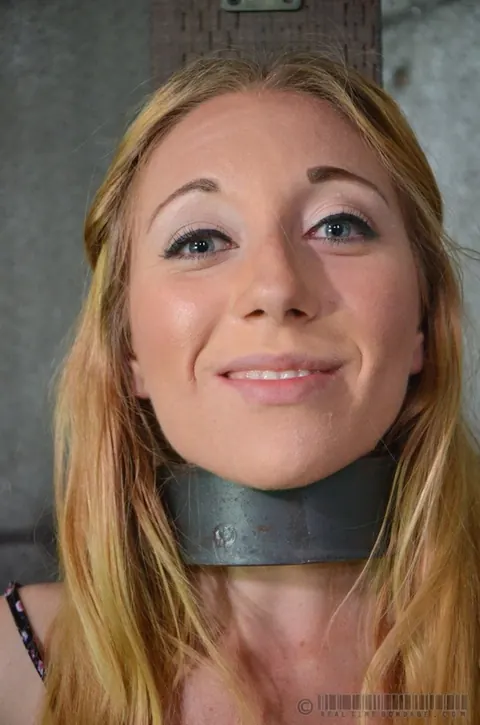 Emma Haize: Mature Lesbians in Bondage Finger and Lick Each Other – photo 14 of 16