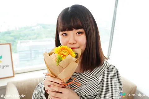 Japanese Woman Strokes Her Partner Before Taking a Creampie – photo 20 of 20