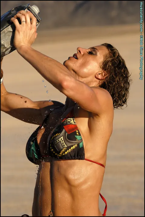 Tracy Weller: Busty Blonde MILF Poses in a Bikini Outdoors and Bares Her Breasts – photo 15 of 15