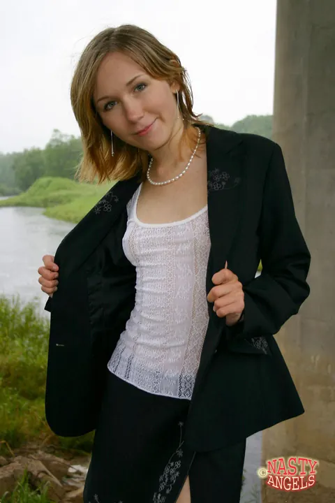 Skinny Russian MILF Strips Out of Her Panties Outdoors – photo 2 of 20