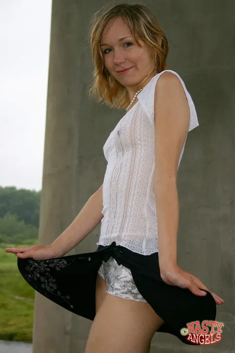 Skinny Russian MILF Strips Out of Her Panties Outdoors – photo 6 of 20