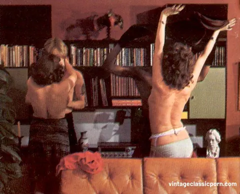 Curly Women Join a Black Man for Wild Interracial Orgy on the Sofa – photo 6 of 9