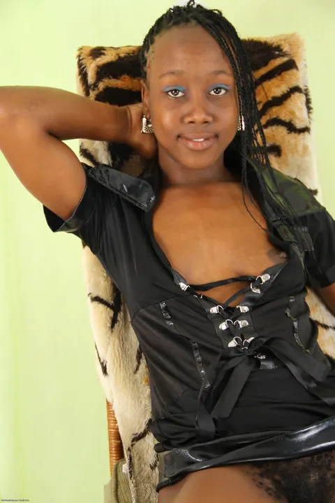 Slim Ebony Woman Spreads Her Hairy Pussy Nude – photo 1 of 21