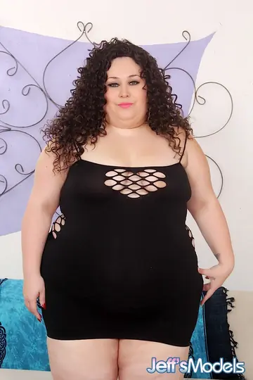 BBW Brunette Strips and Sucks Cock Until He Cums