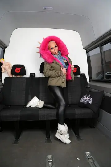 Kitty Core – Thick German Redhead Shows Her Big Tits and Tattoos on a Bus