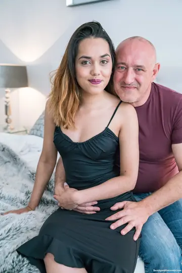 Esperanza Del Horno – Brunette Dutch Woman Gets Fucked Doggy Style and Takes a Cumshot