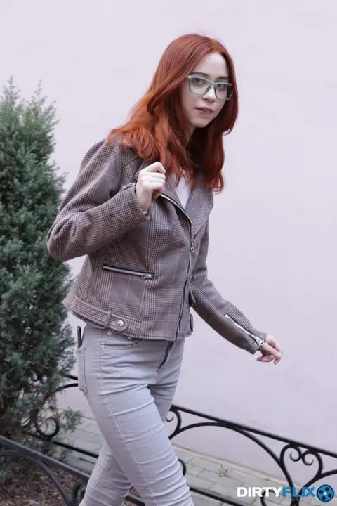 Lagoon Blaze: Tall European Redhead Sucks and Fucks Outdoors in Glasses – photo 1 of 20