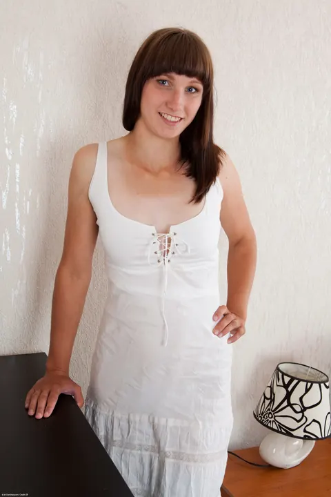 Hairy Brunette Pulls Aside Her Panties and Spreads Wide in Stockings – photo 1 of 21