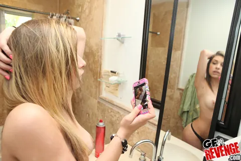 Carmen Caliente: Busty Blonde Latina Takes Mirror Selfies in the Bathroom – photo 6 of 16