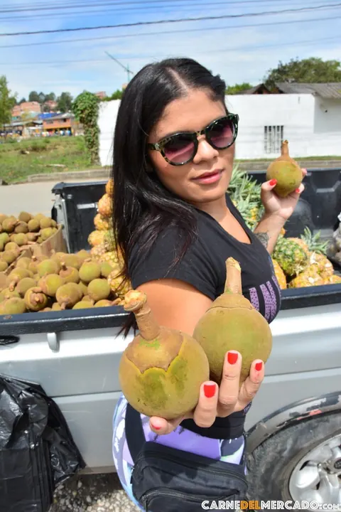 Thick Latina in Lingerie and Glasses Spreads Outdoors – photo 4 of 20