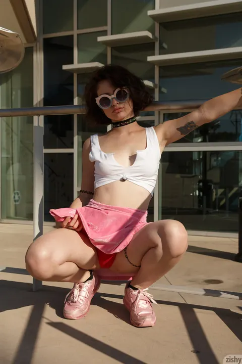 Gigi Matthews: Petite Brunette Reveals Her Nipples and Panties Outdoors – photo 8 of 13