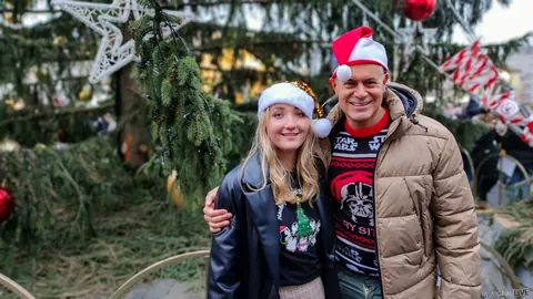 Chloe Chevalier: Thick Blonde Takes Anal Outdoors During the Holidays – photo 3 of 15