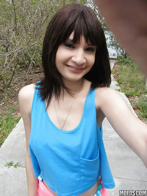 Jessi Grey: Latina in a Bikini and Glasses Shows Her Tits Outdoors – photo 1 of 14