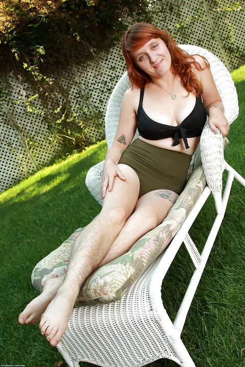 Mature Redhead with Big Tits Shows Hairy Armpits and Spreads Outdoors – photo 1 of 16