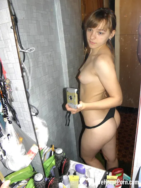 Petite Amateur Strips and Spreads for Homemade Selfies – photo 5 of 20