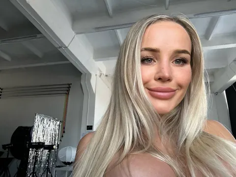 Blonde with Large Tits and a Big Ass Poses in Panties for a Selfie – photo 4 of 16