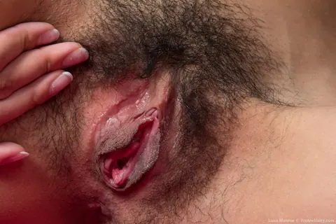 Luna Monroe: Slim Latina Strips Off Her Robe to Finger Her Hairy Pussy – photo 9 of 16