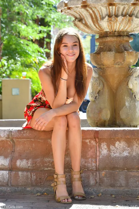 Tall Athletic Woman Flashes Her Tits and Ass in High Heels Outdoors – photo 20 of 21