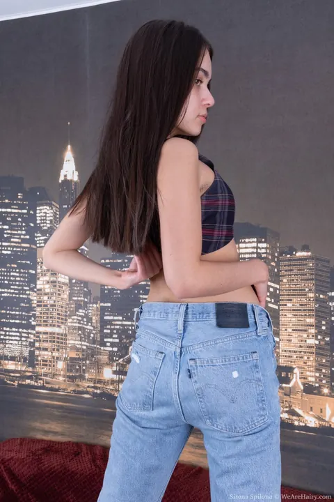 Sirena Spilona: Russian Brunette Strips Out of Her Jeans After Chess – photo 5 of 21