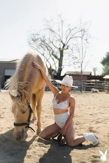 Mia Valentine – Petite Busty Brunette in Heels Spreads Outdoors on a Ranch