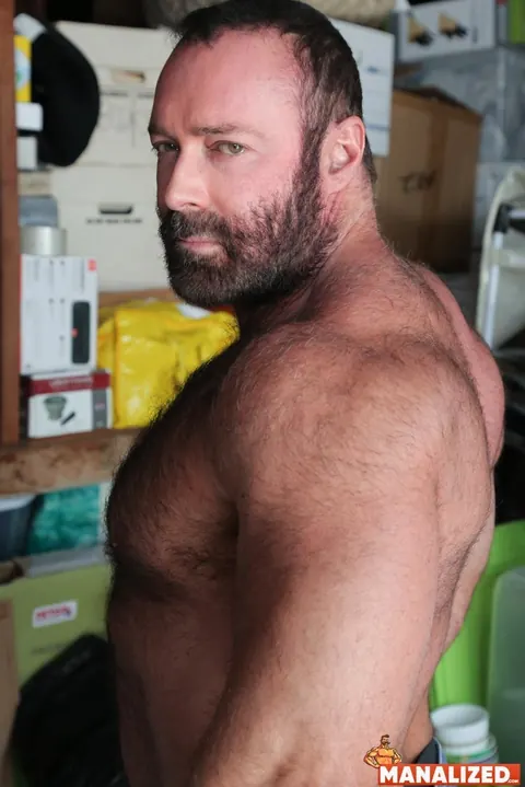 Two Hairy Men Kiss and Suck Each Other Off – photo 17 of 21