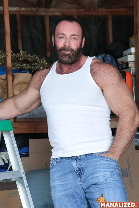 Two Hairy Men Kiss and Suck Each Other Off – photo 1 of 21