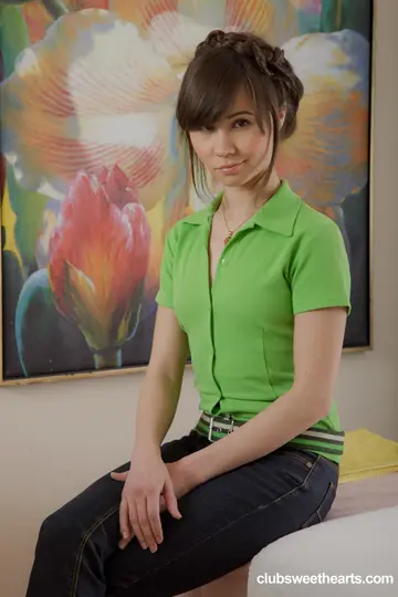 Aliya Johnson – Petite Brunette Strips Out of Her Jeans for Massage and Gets Pounded Doggy