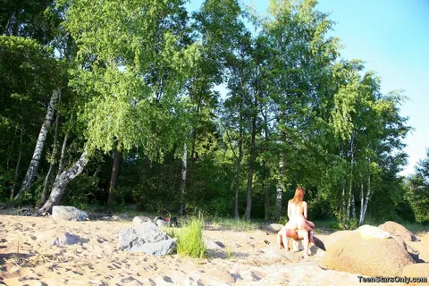 Vlaska: Petite Brunette Takes Anal Doggy Style on the Beach – photo 19 of 21