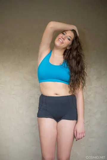 BBW Reveals Her Big Tits in Shorts and Panties