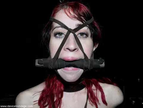 Mina Meow: Redhead in Bondage Uses a Dildo and Fingers Herself – photo 2 of 21