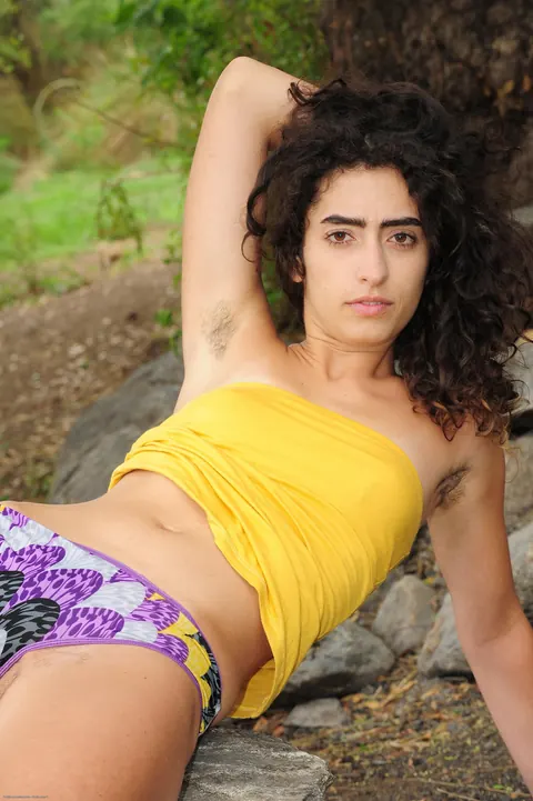 Slim Curly Latina Spreads Her Hairy Pussy on the Grass – photo 6 of 21