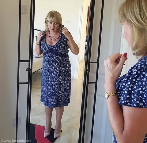 Lorna Blu: Blonde British MILF Pulls Pantyhose Aside and Spreads Her Pussy – photo 3 of 11