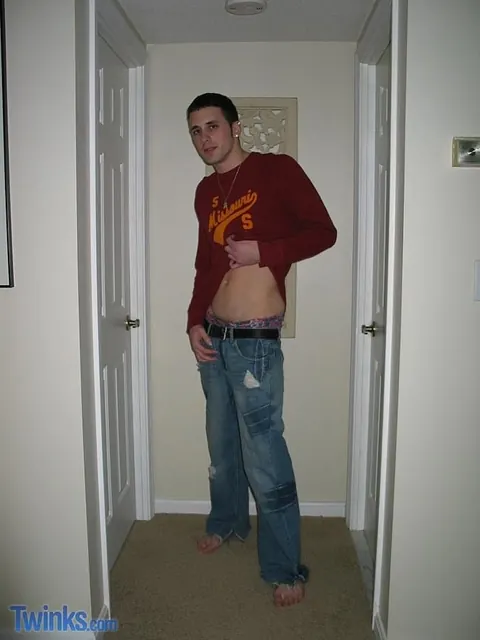 Shaved-Headed Guy Strips Naked and Strokes His Cock in the Hallway – photo 2 of 21