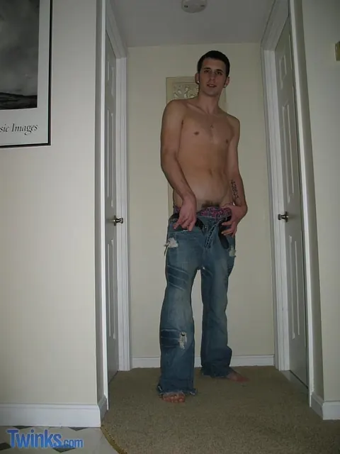 Shaved-Headed Guy Strips Naked and Strokes His Cock in the Hallway – photo 5 of 21