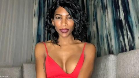 Petite Ebony Trans Woman Strips Nude and Poses – photo 18 of 18
